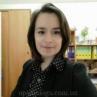Сімейний психолог Анастасія Стекольнікова